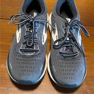 Size 9 - Brooks Ghost 13 Black / Pink- 120338-1D-062